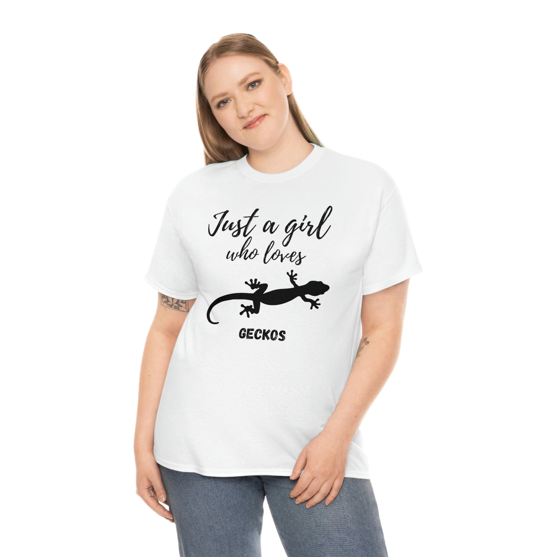 Just a Girl Who Loves Geckos Heavy Cotton Tee, gecko gift gecko shirt, gecko t-shirt, pet gecko, gecko owner, gecko product, gecko lover,