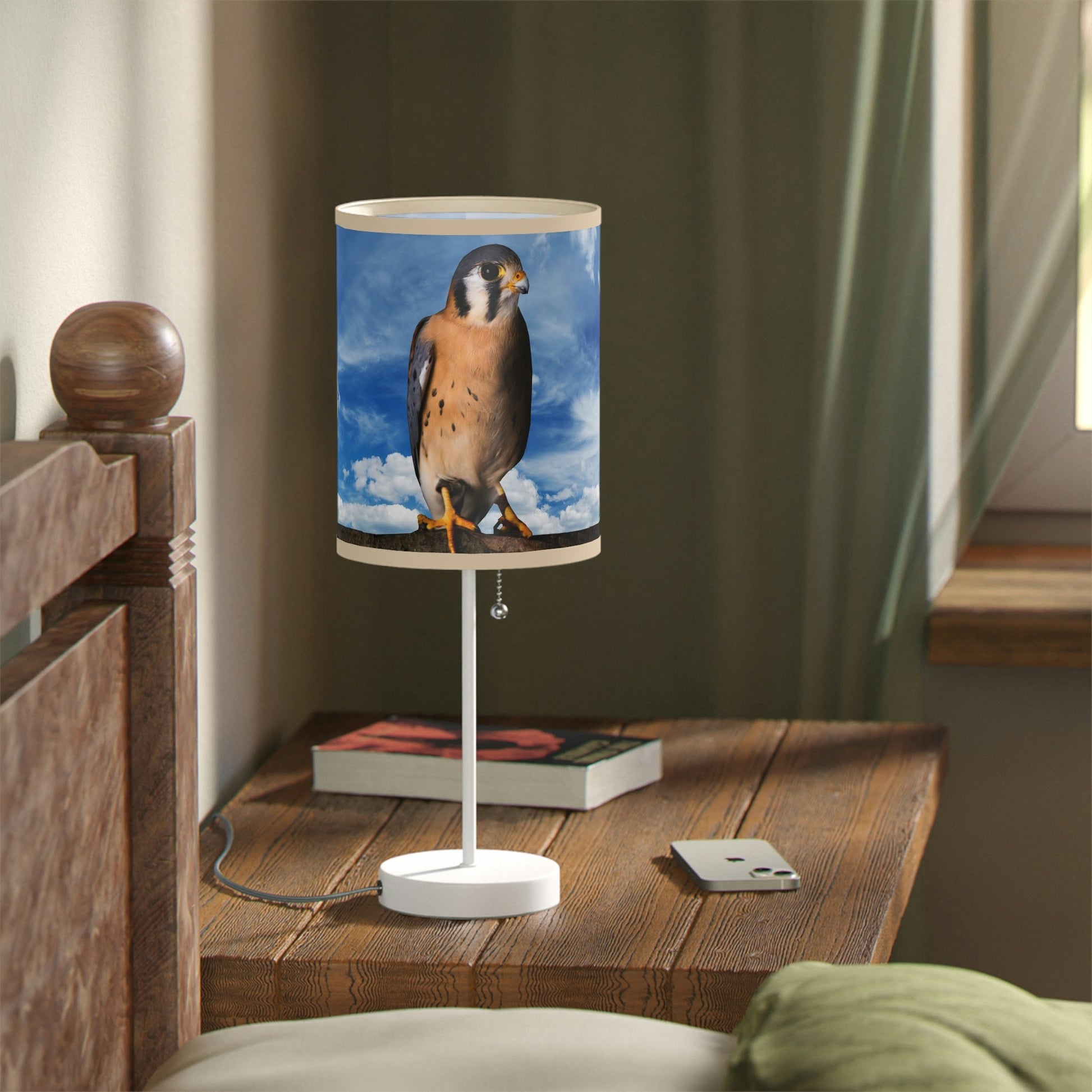 Peregrine Falcon Lamp on a Stand, US|CA plug