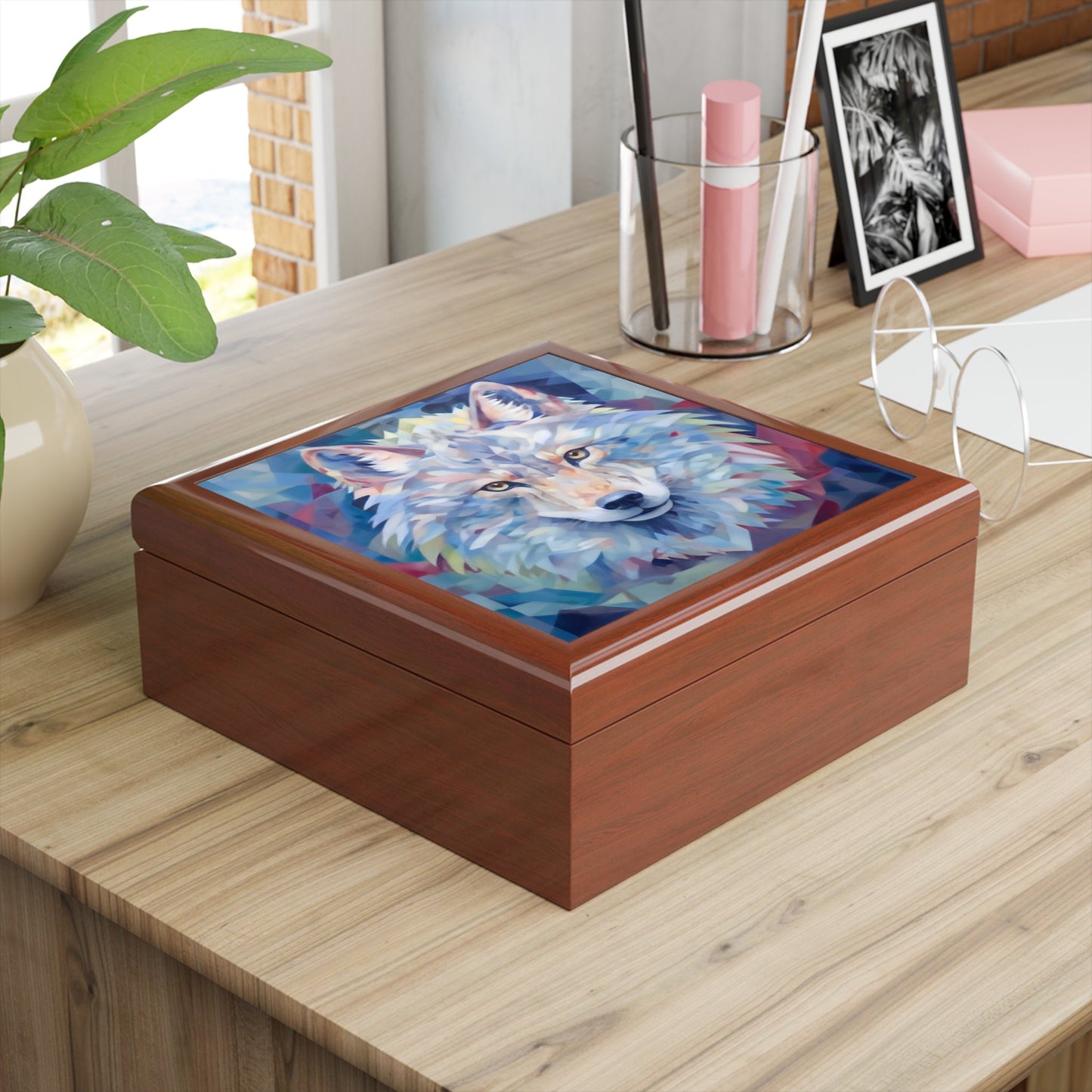 White Wolf Jewelry Keepsake Box