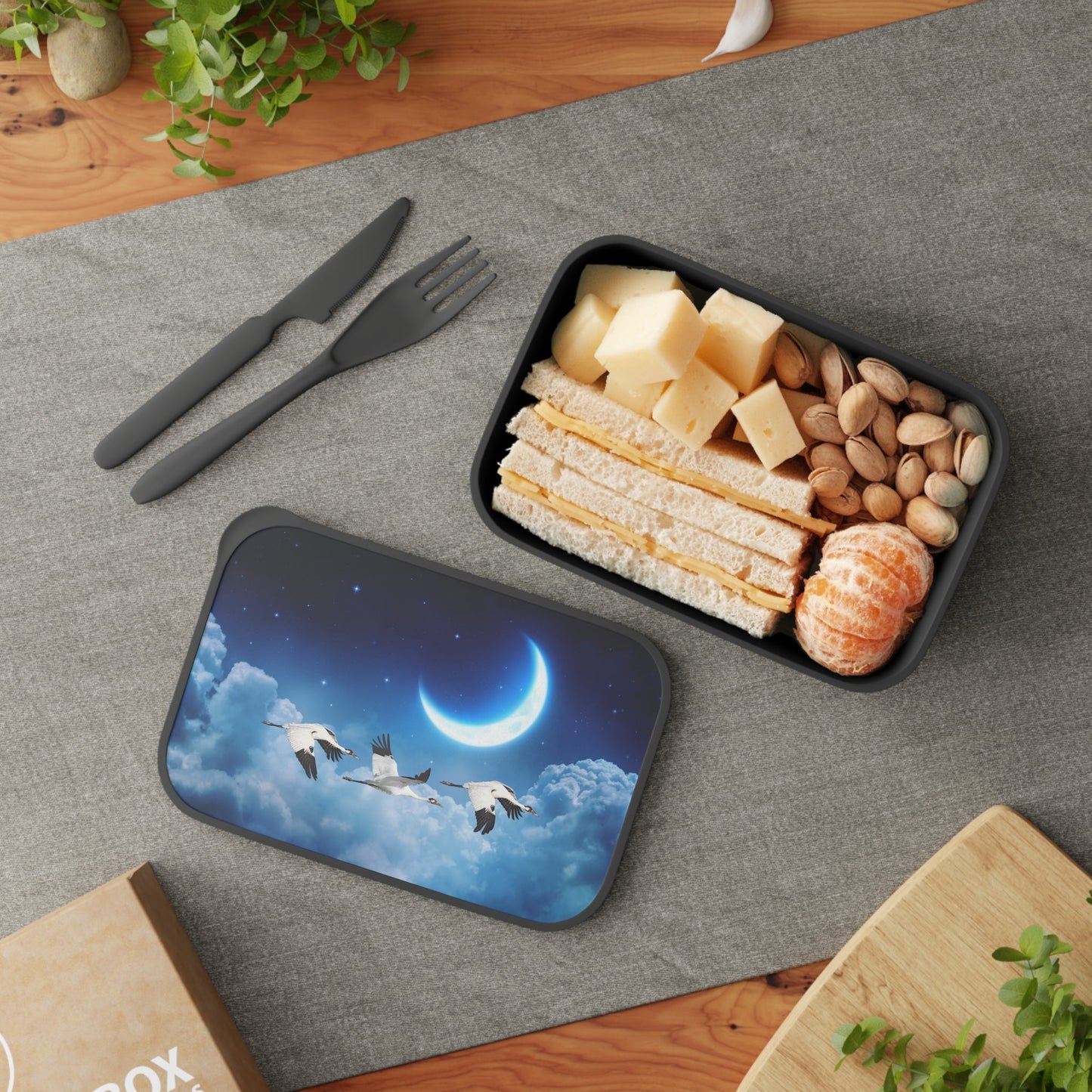 Whooping Crane Midnight Flight | PLA Bento Box with Band and Utensils