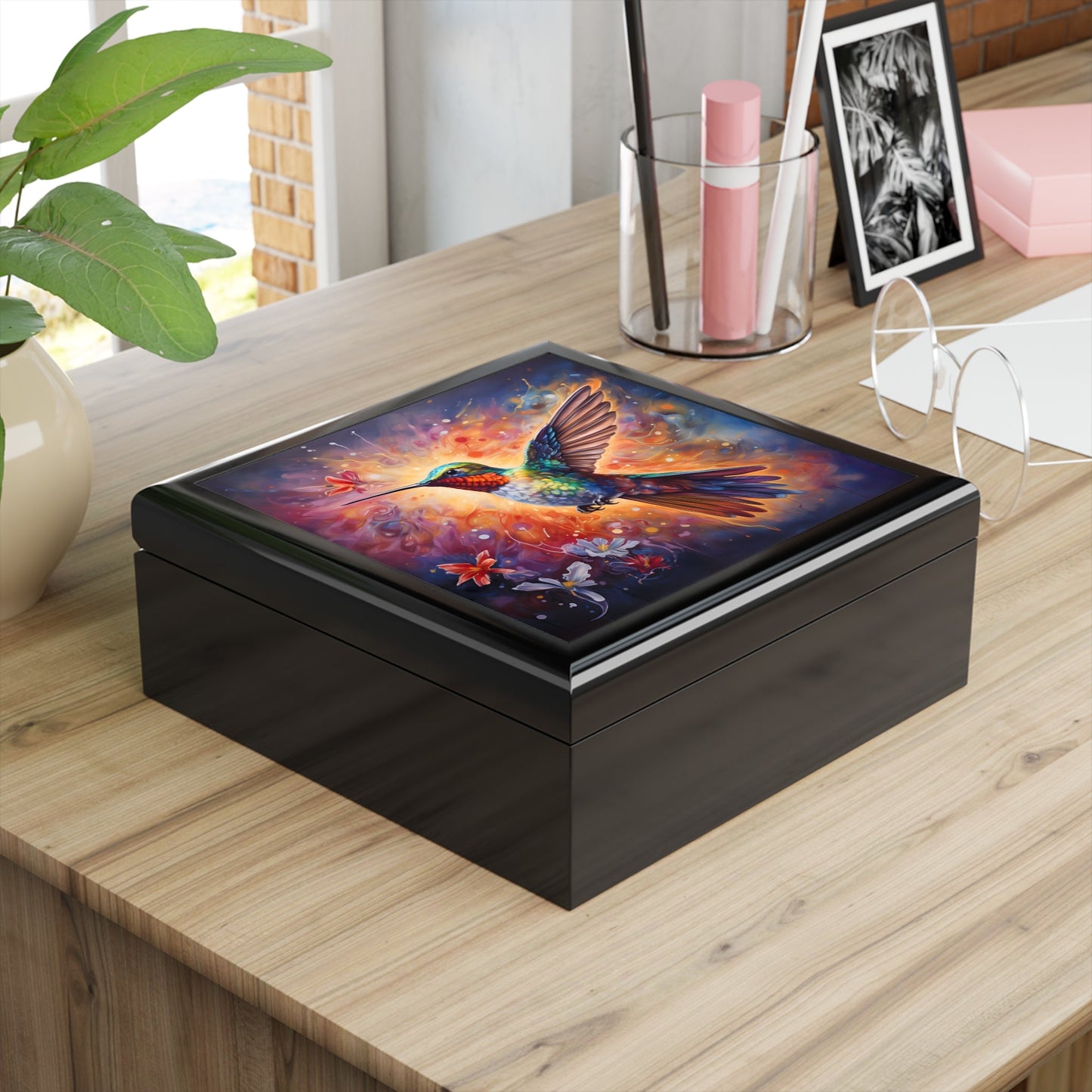 Bright Beautiful Hummingbird Artwork Gift and Jewelry Box