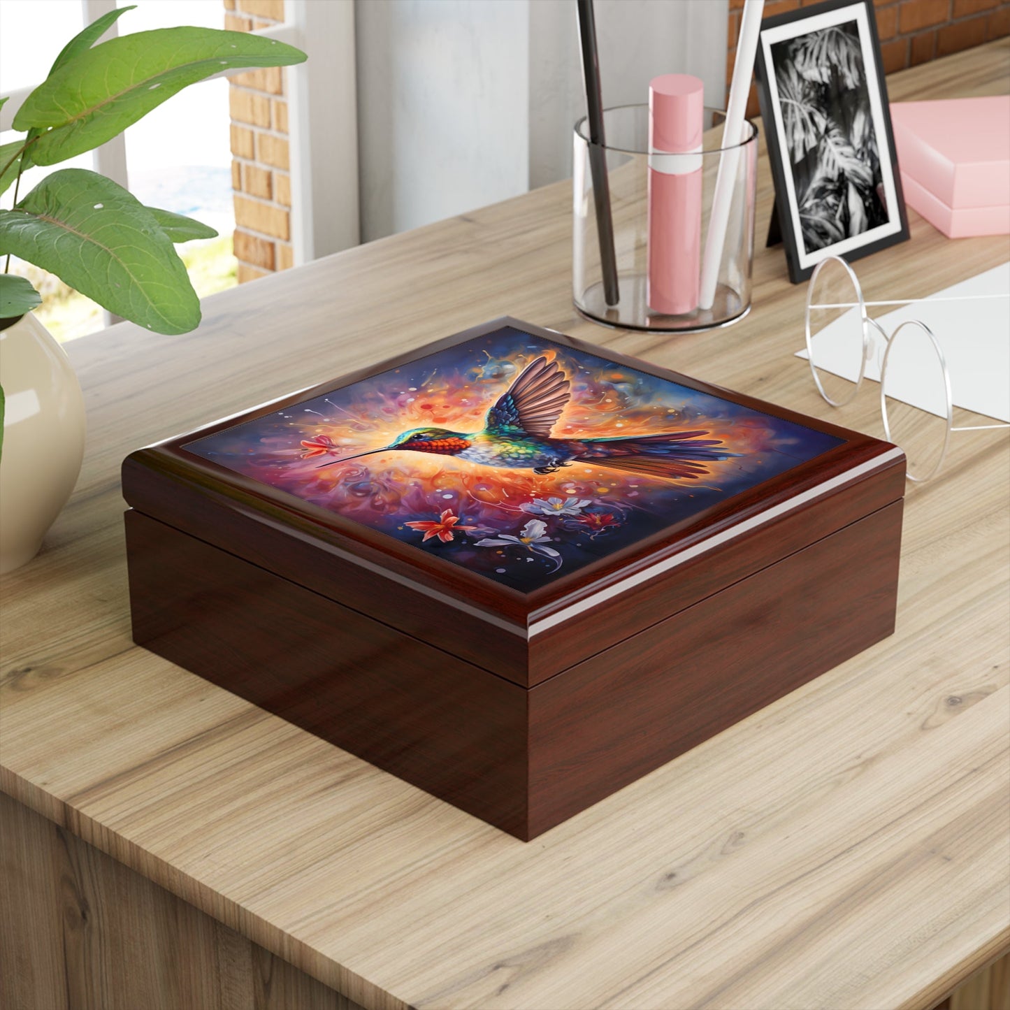 Bright Beautiful Hummingbird Artwork Gift and Jewelry Box