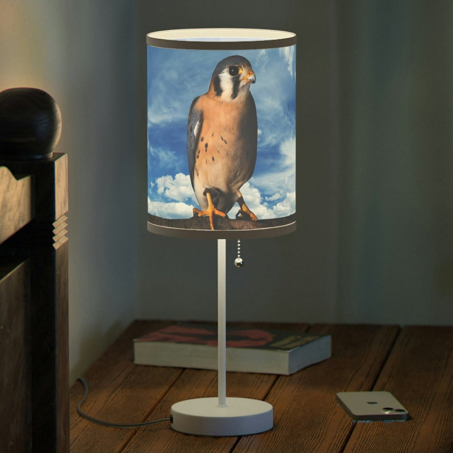 Peregrine Falcon Lamp on a Stand, US|CA plug