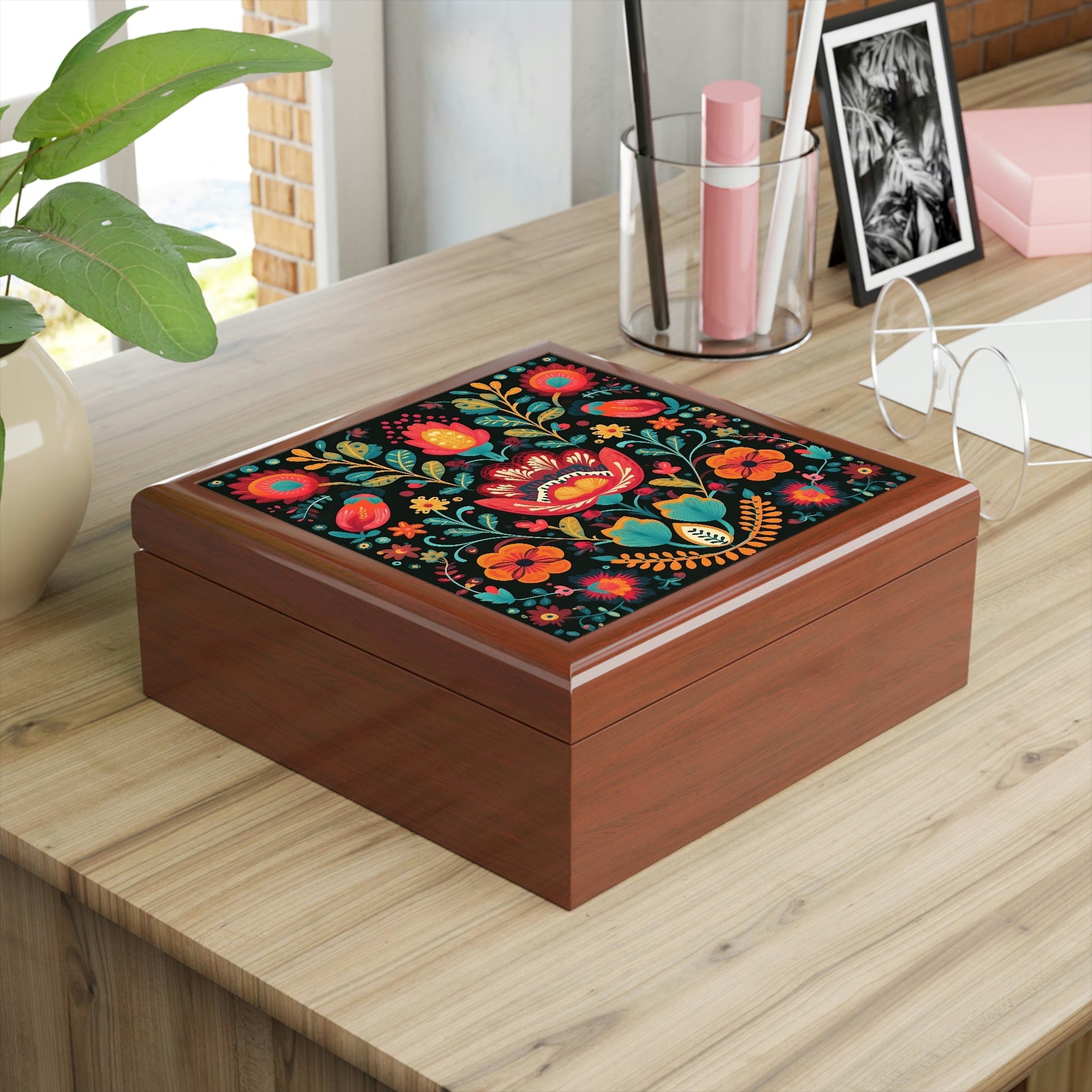 Rustic Folk Art Floral Design Wooden Keepsake Jewelry Box